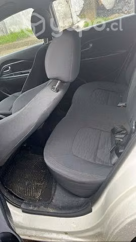 Kia rio 5 año 2014 caja sexta - Imagen 8