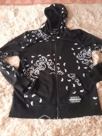 Poleron marca Zoo York varón talla L