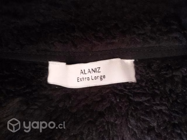 Par de polerones peluditos marca Alaniz XL - Imagen 5