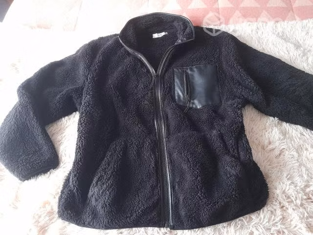 Par de polerones peluditos marca Alaniz XL - Imagen 4