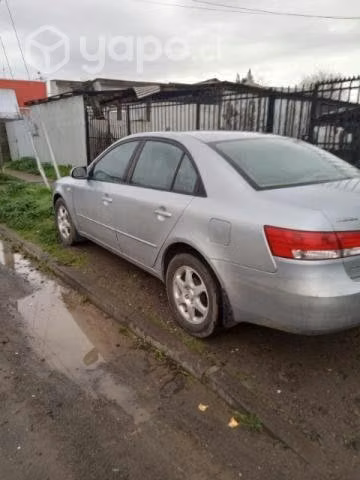 Se vende auto hyundai sonata
