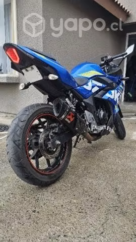 Suzuki gsx 250