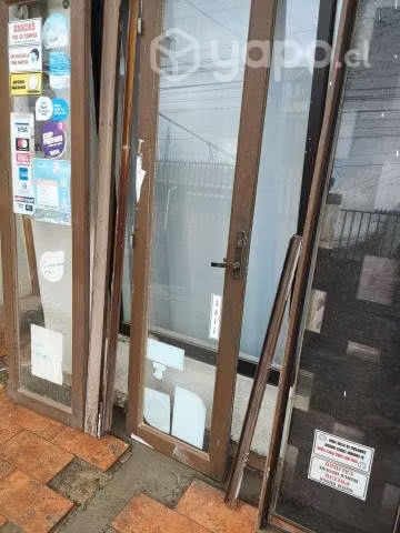 Puerta de aluminio - Imagen 2