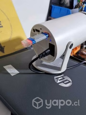Proyector portatil con sistema Android