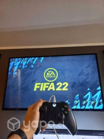 Xbox One X con control y Stand - Imagen 4