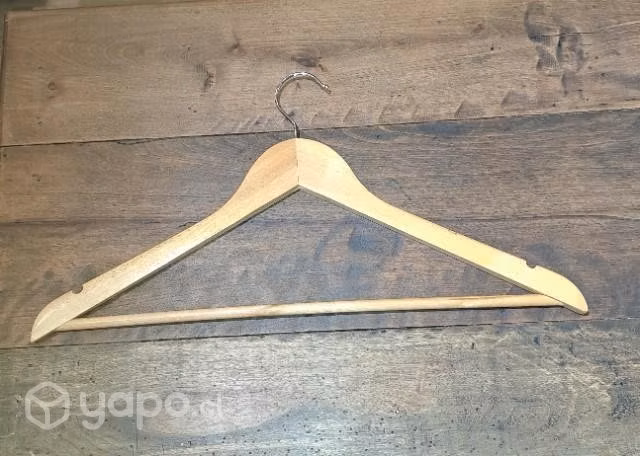colgadores de madera