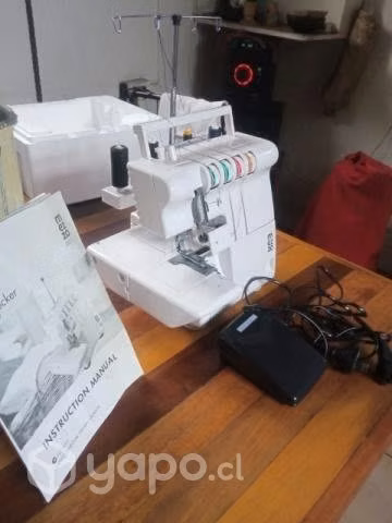 Máquina de coser overlocker MD 11417