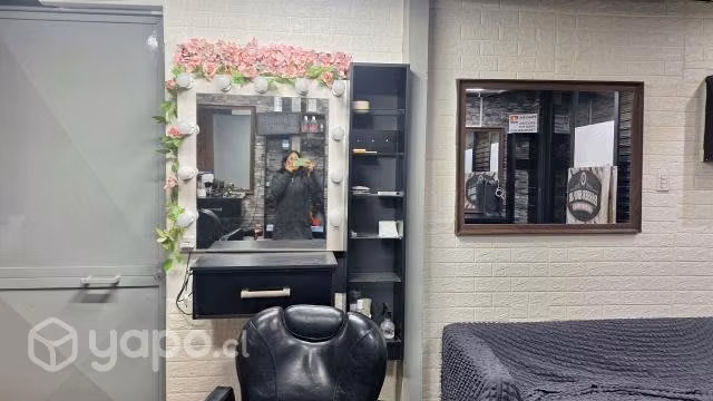 Se arrienda Salon SPA