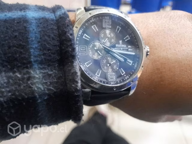 Reloj festival casi nuevo - Imagen 2