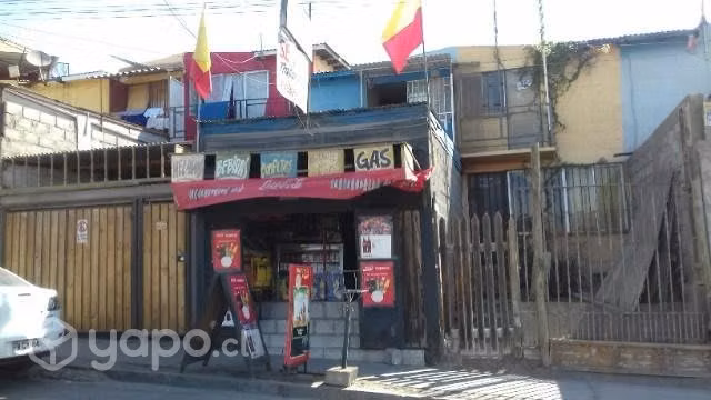 Casa con negocio