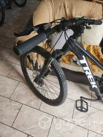 Vendo bicicleta MTB Treck Marlin 4 talla S - Imagen 3