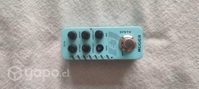 Moer Synth Pedal