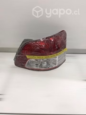 Foco trasero rh Toyota Yaris sedan 2006-2013