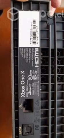 Xbox One x + control + 2 juegos