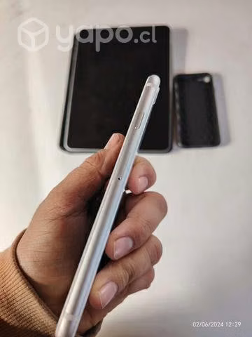 IPhone SE 2020 64gb