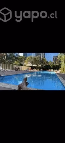 Gran pieza en suite metro alcantara barrio el golf