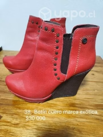 Botines cuero rojos