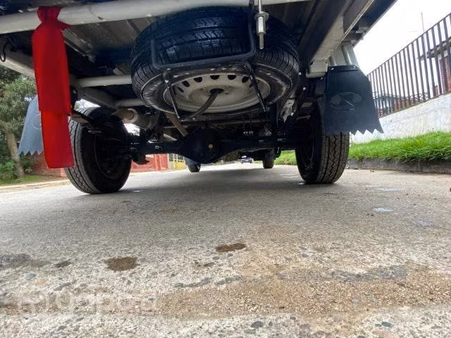 Oportunidad camión T32 brilliance prenda
