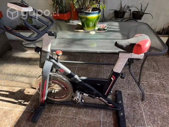 Bicicleta spining sin uso