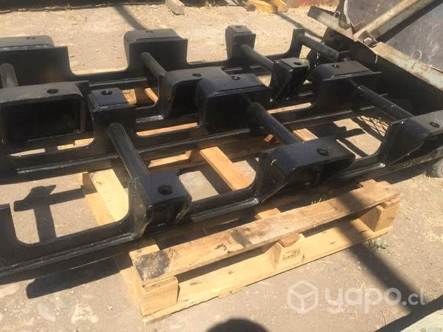 Excavadora Komatsu PC450 protección de rodillos - Imagen 3