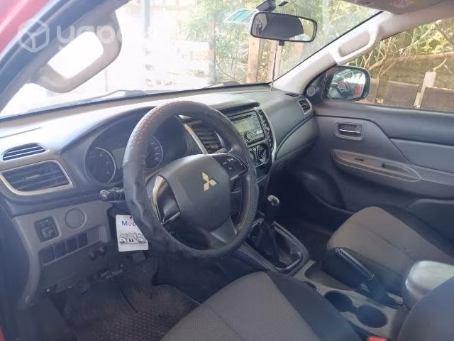 Mitsubishi l200 diesel 2018 - Imagen 6