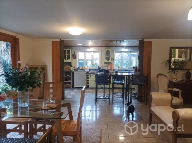 Vendo casa un piso