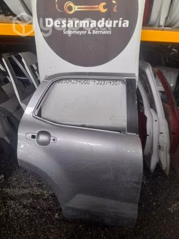 Puerta trasera Toyota Raize RH 2.1