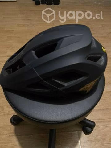 Casco fox nuevo sin caja. Talla S