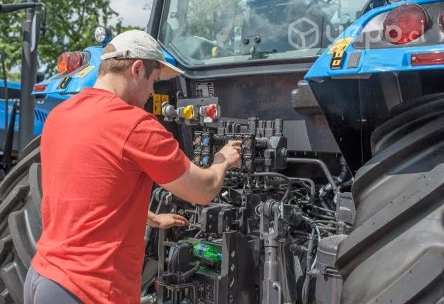 Servicio tecnico de tractores agricolas