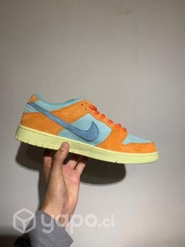 Nike SB Dunk Low Orange Emerald Rise