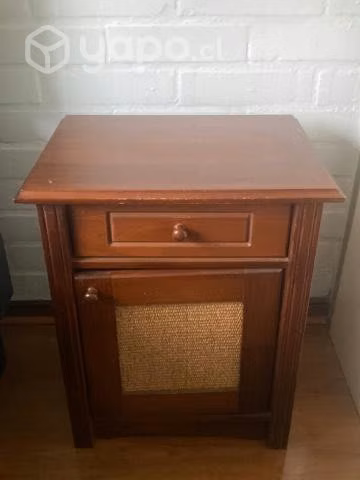 Cama , marquesa, doble colchon mas velador
