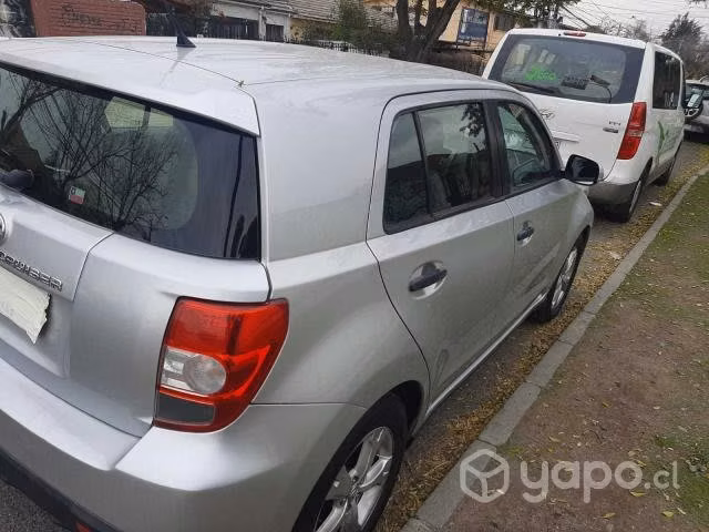 Toyota urban cruiser 2013