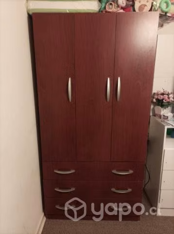 Closet 3 puertas