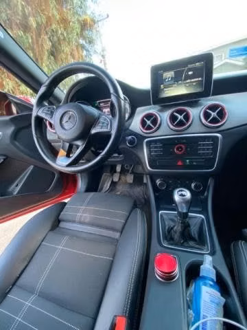 Se vende Mercedes-Benz  CLA180 2016