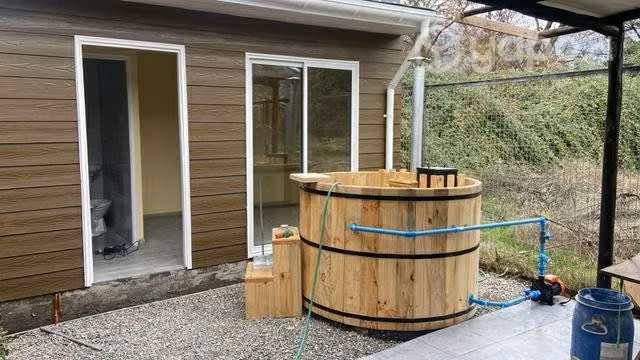 Tinajas de pino insigne revestida en fibra de vidr
