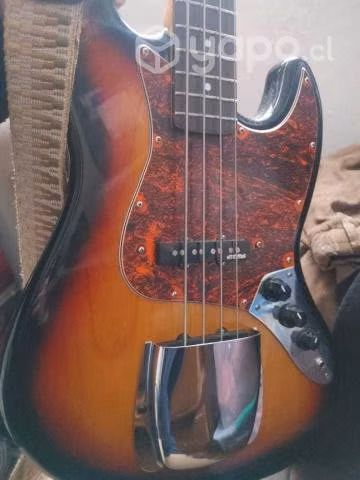 Bajo vintage reissued VJ74