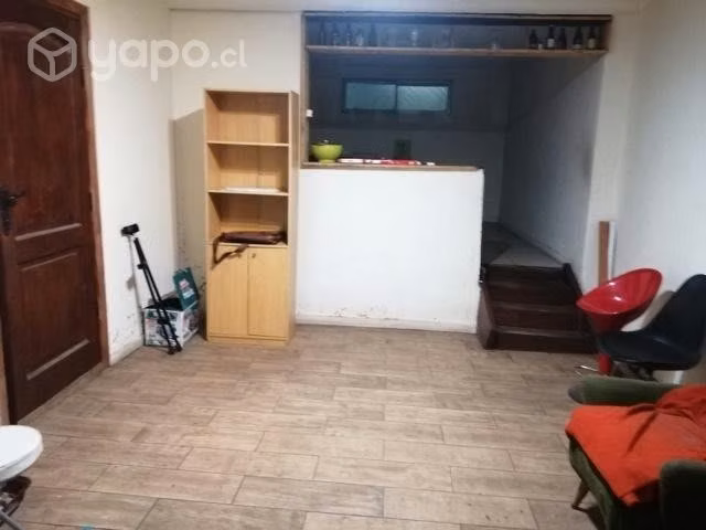 Arriendo casa independiente interior