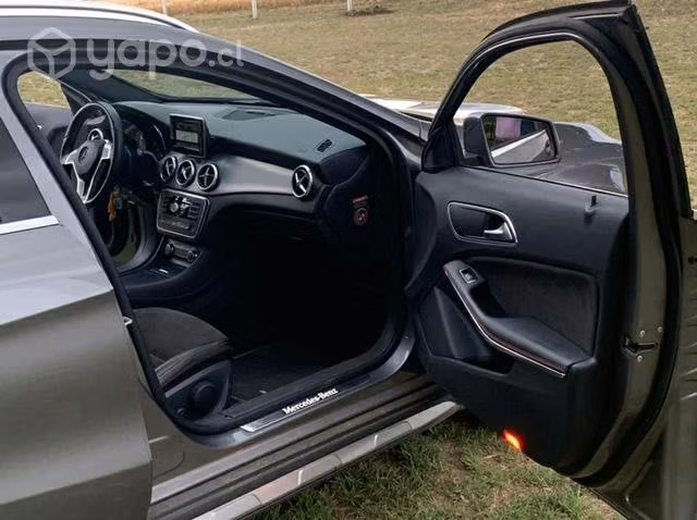 Mercedes Benz GLA 220 CDI 4 matic