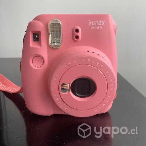 Cámara Instax Mini 9 Rosada