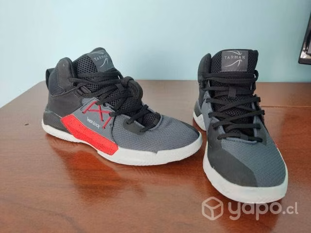 Zapatillas básquetbol 42'
