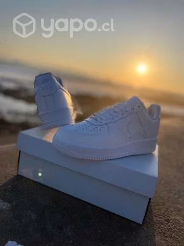 Nike Air Force 1 Blancas - Imagen 2
