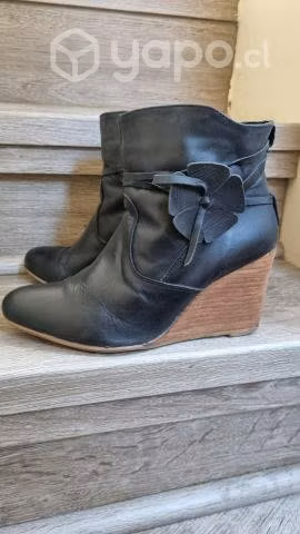 Botas cuero