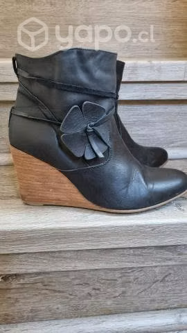 Botas cuero