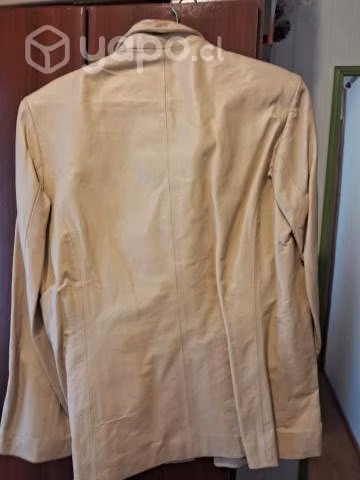 Blazer de cuero.