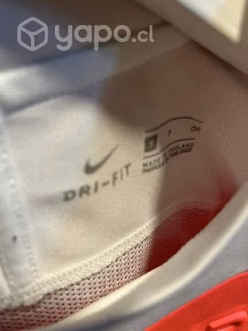 Polera CR7, NIKE 8-10 años - Imagen 2