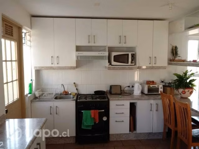 Vendo casa de 3 pisos