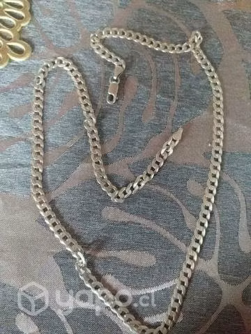 Cadena de plata