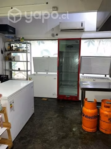Local de comida al paso patronato