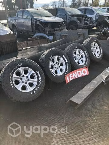 Llantas Con Neumáticos Toyota Original Aro 17