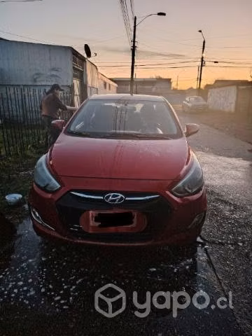 HYUNDAI ACCENT, con detalles estéticos - Imagen 6